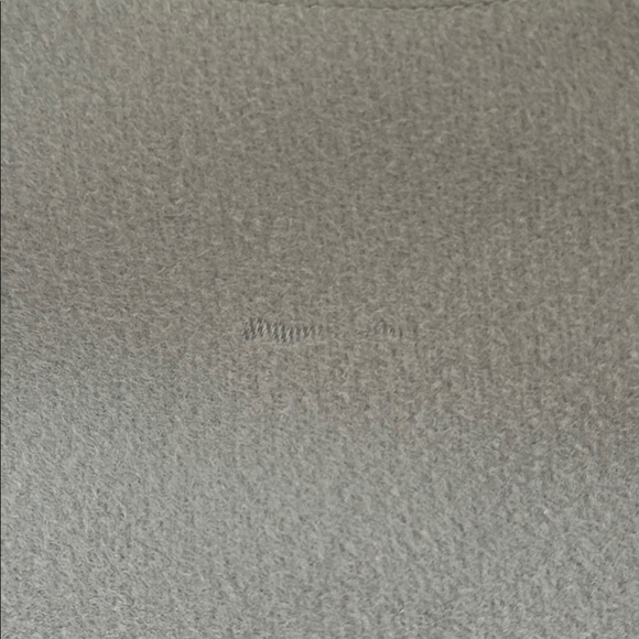 Burberry Dove Gray Coat with Many Detail gorgeous color and style. - Picture 11 of 14